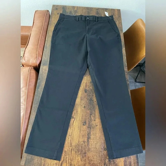 GAP SLIM PERFORMANCE
TRUE BLACK V2  - Picture 6 of 14